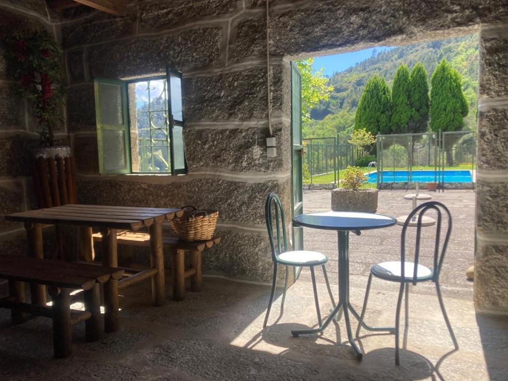 Quinta De Varzielas - Agroturismo Castelo de Paiva Buitenkant foto